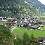 Panzió Steinadler Neustift im Stubaital