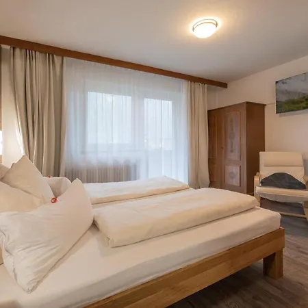 Steinadler Bed & Breakfast *